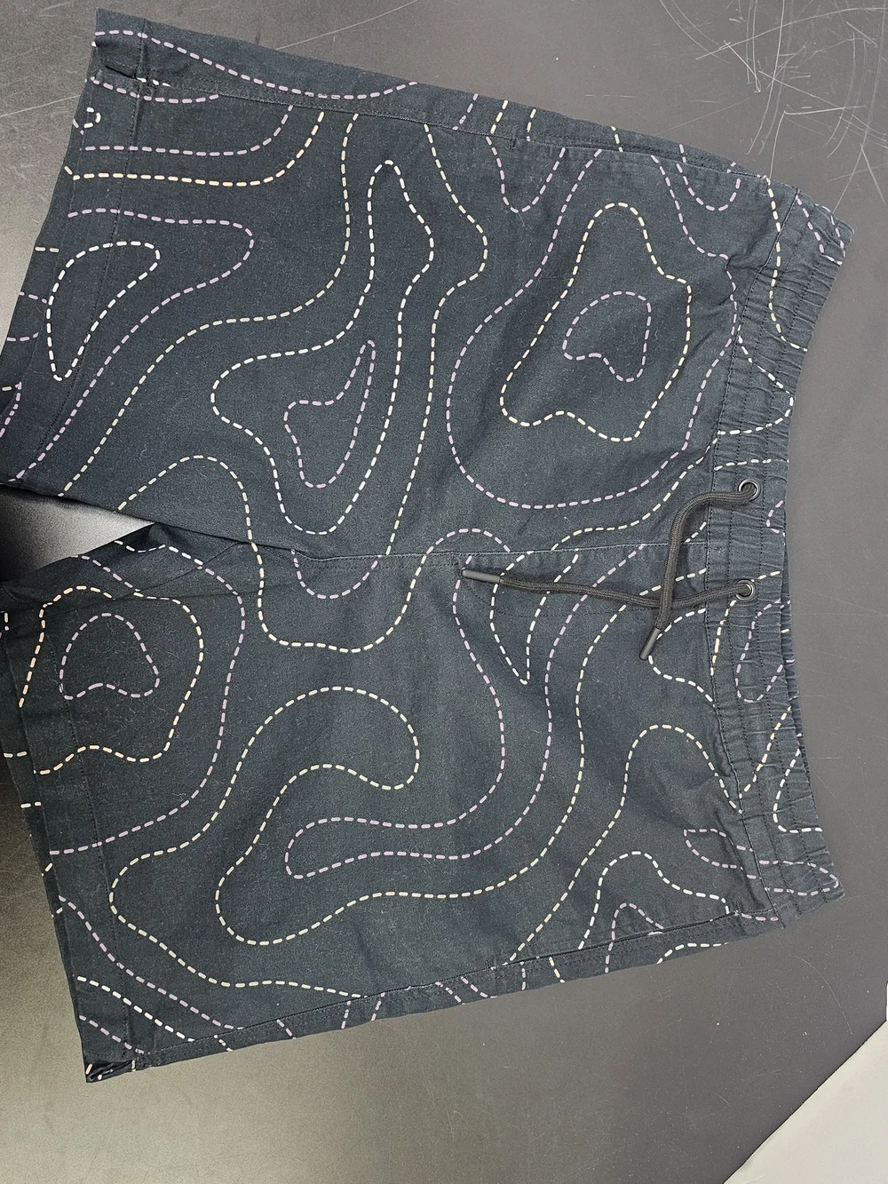 Men's Black Patterned Drawstring Shorts